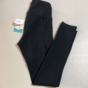 HealthyYoga Black Leggings. Size S